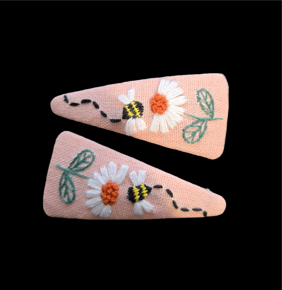 Quince Fables Snap clips, 2pk, bee & daisy