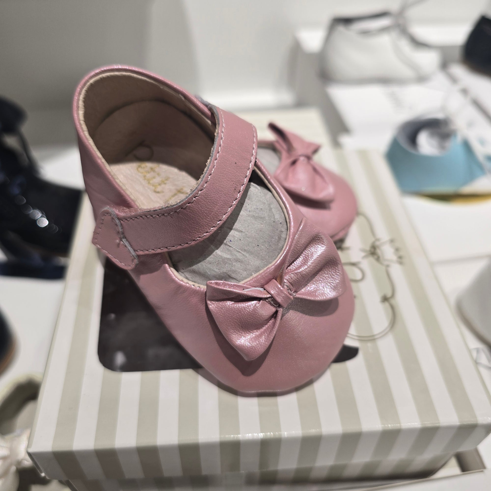 Blush Bow Heart Mary Janes | 2 (3-6 months)