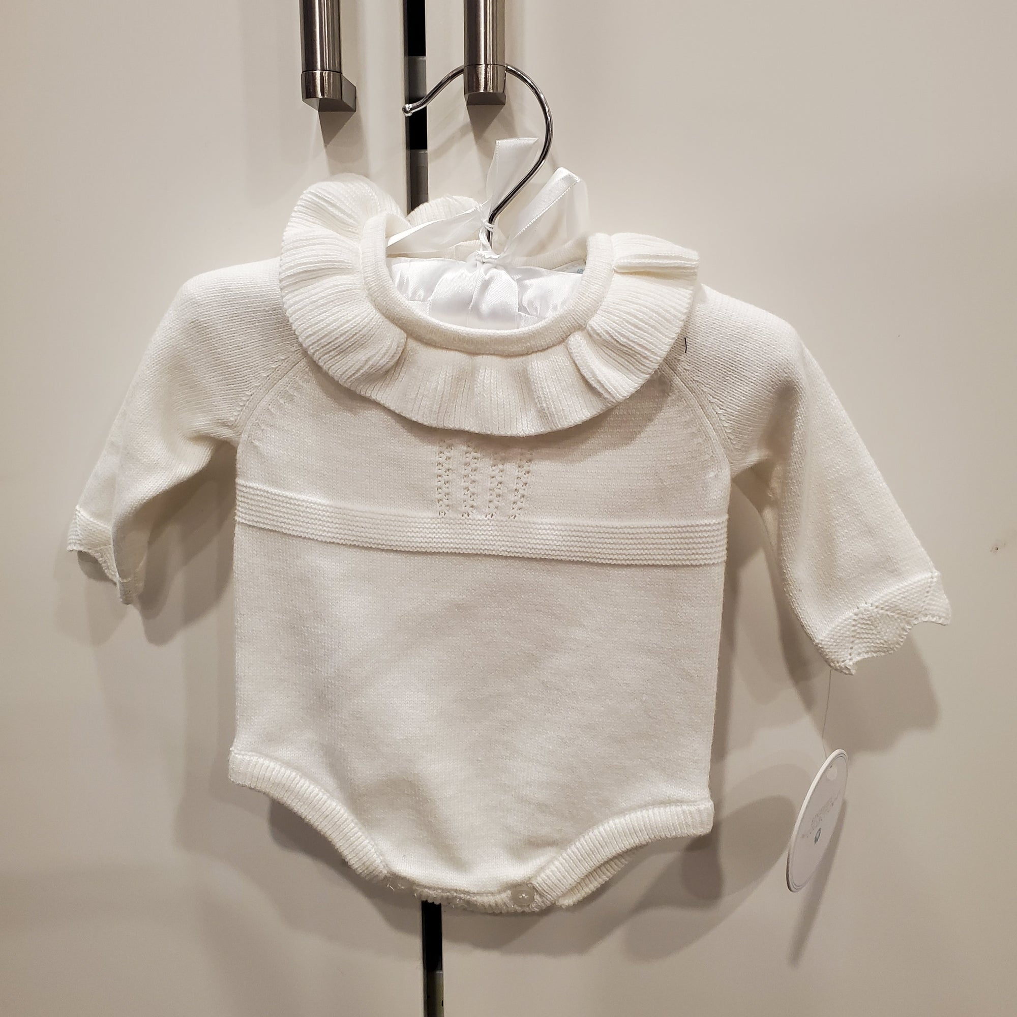 white knit onesie, nb