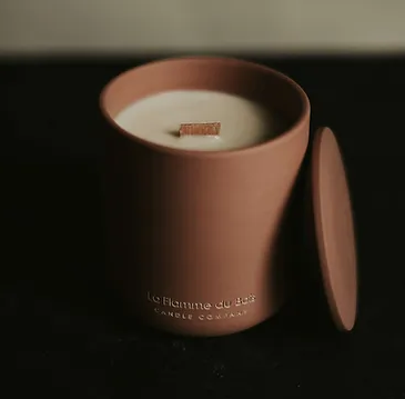 La Flamme Du Bois Midnight Bourbon Soy Candle - 12oz Dark Pink