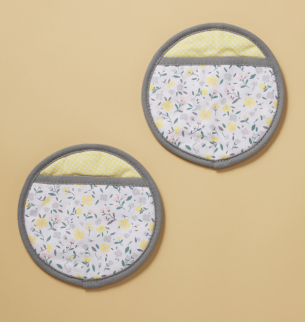 Martha Stewart Pot Holders - Set of 2 - Yellow Floral